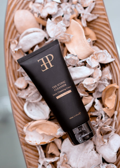 The Iconic Cleanser - For Dry Skin